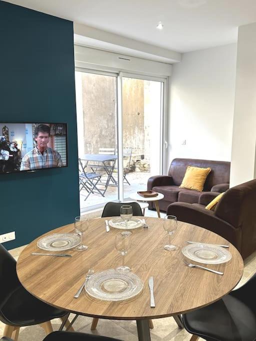 Appartement Centre Ville - Parking Prive - Wifi Nîmes Zewnętrze zdjęcie